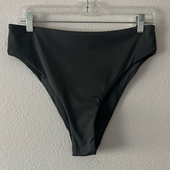 {Skims} Brand New Recycled Swim Mid Waist Bikini Bottoms